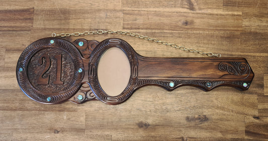 Oval 21st Key with 5x9" Oval Photograph Frame - 620mm